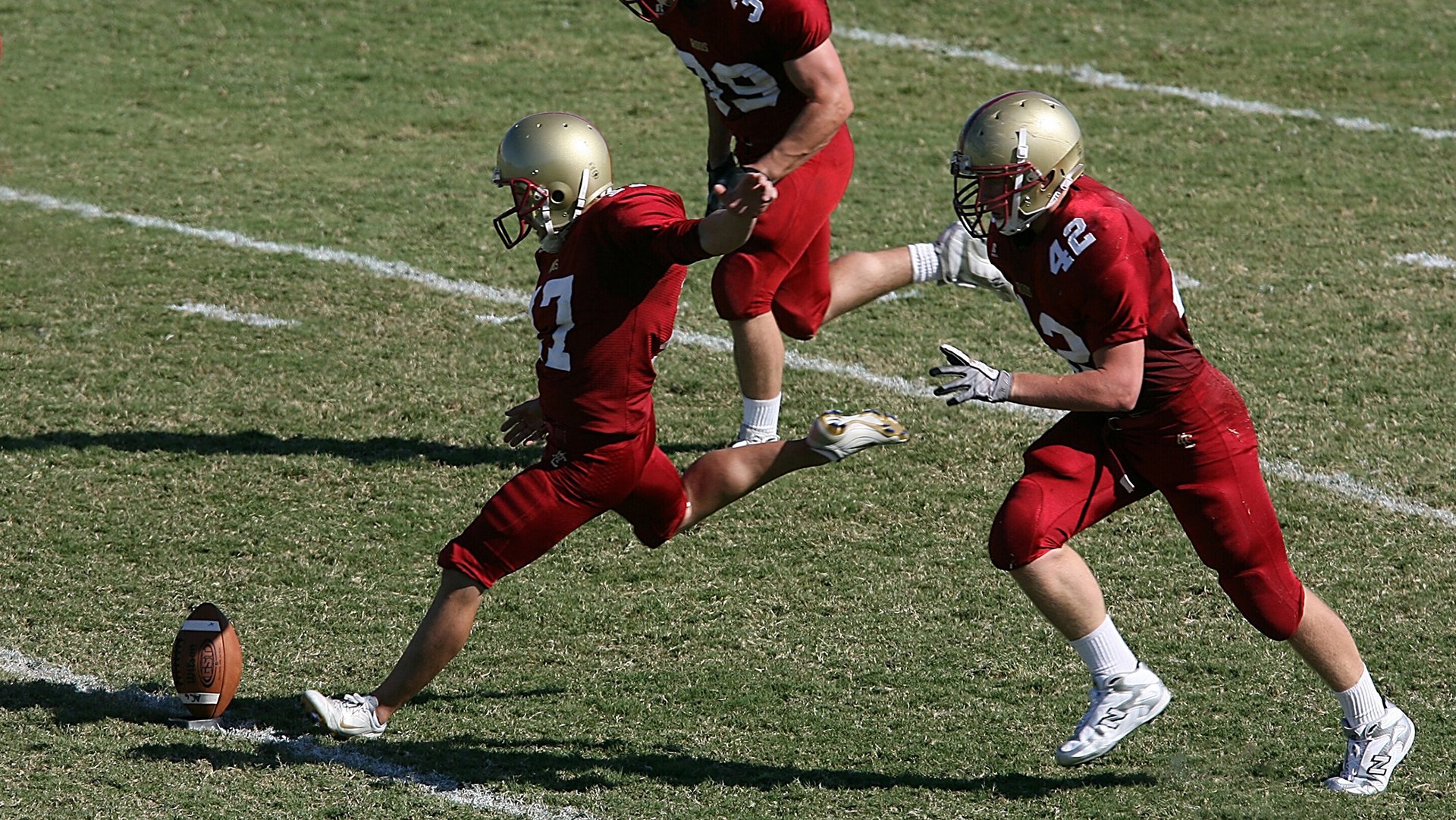 主教练全力调整阵容,期待球队连胜势头延续,主教练意思